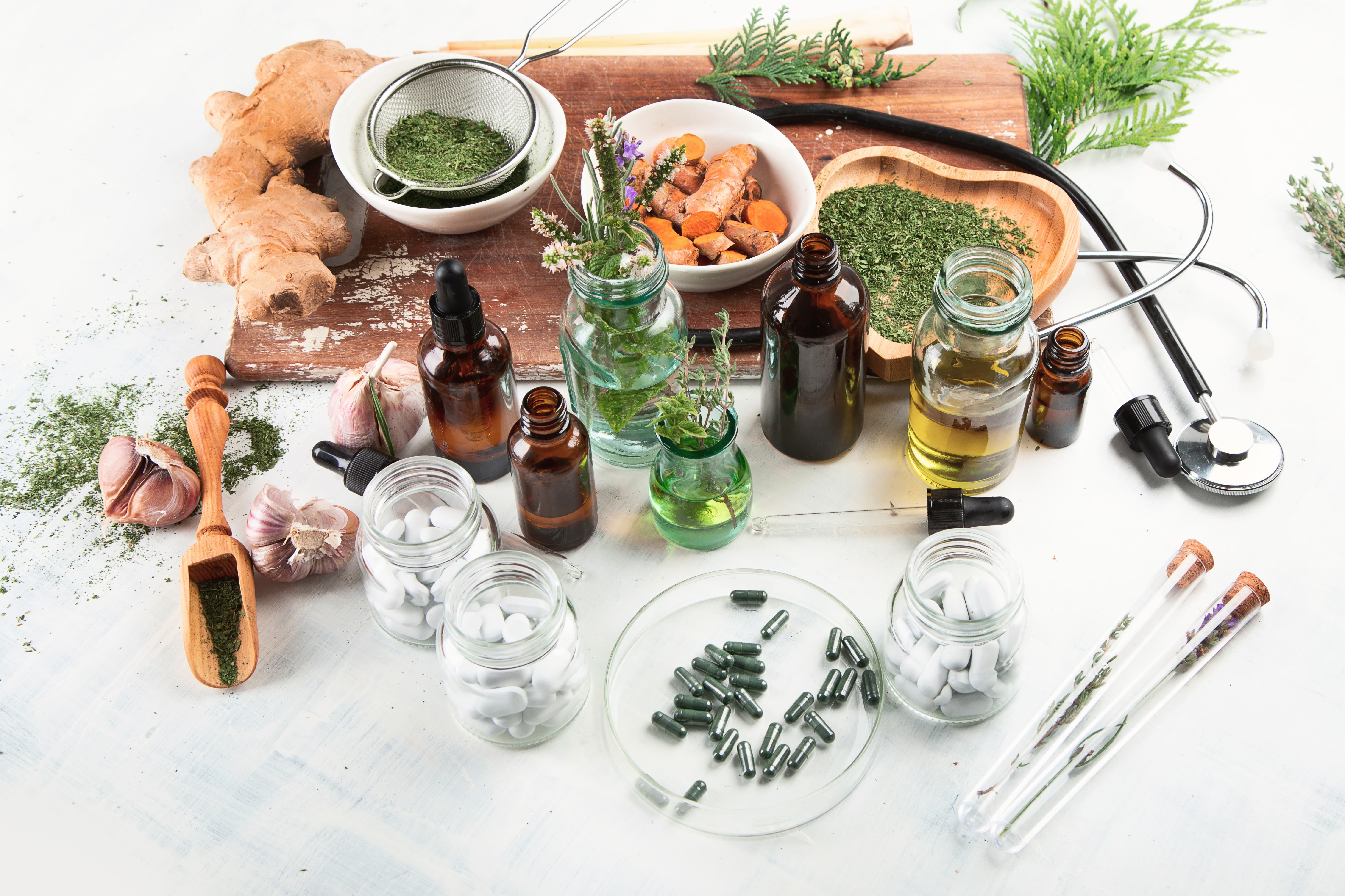 Natural Hemorrhoid Supplement Ingredients: 7 Best Natural Compounds for Fast Relief and Digestive Support