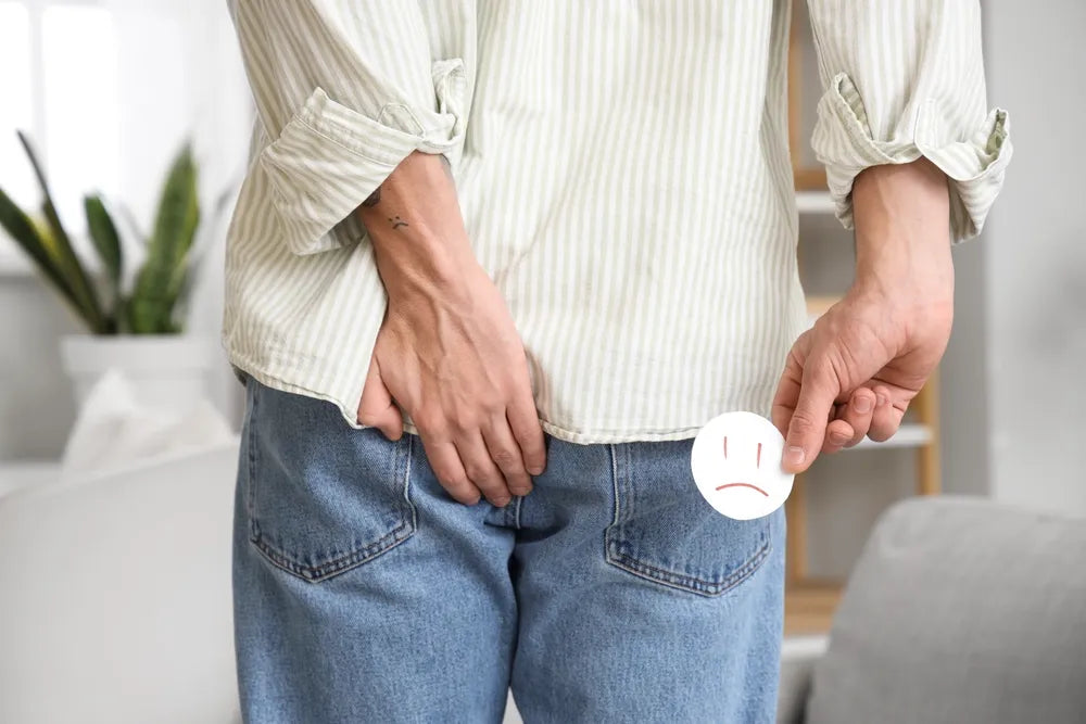  rectal fissure vs. hemorrhoids